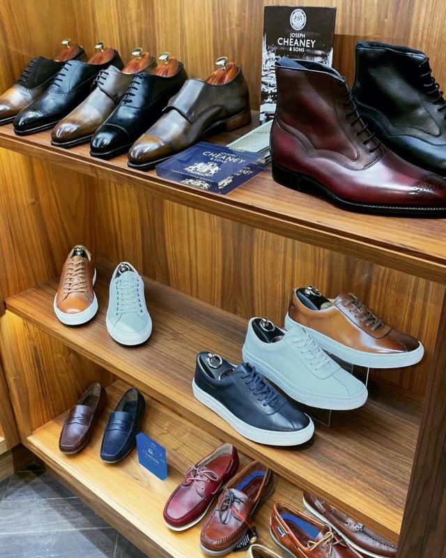 5 Reasons to Buy Luxe Sneakers from English Brands in SS20.