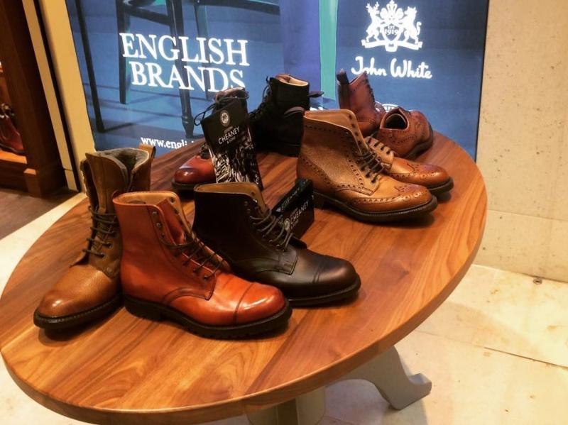 Last Minute Christmas Shopping at English Brands